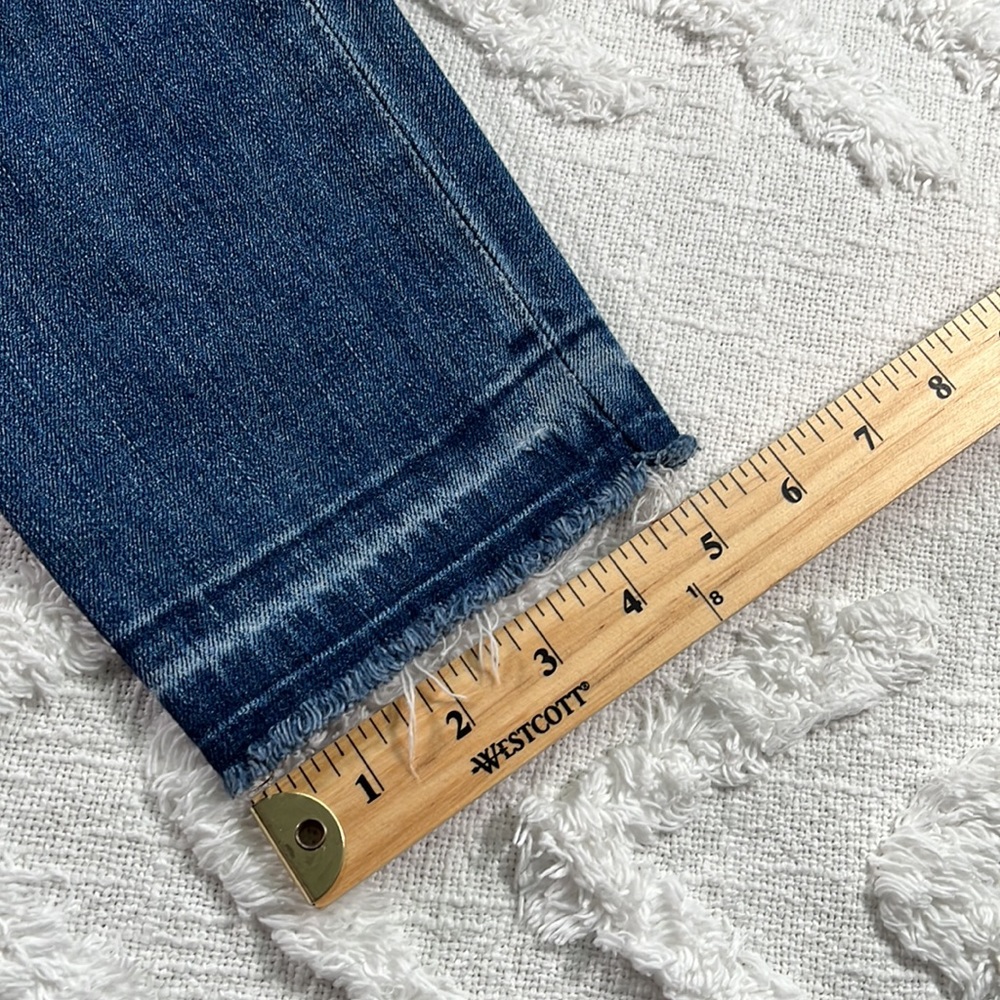 Joe’s Jeans Roxy Mid Rise Raw Hem Size 26 - Picture 6 of 11
